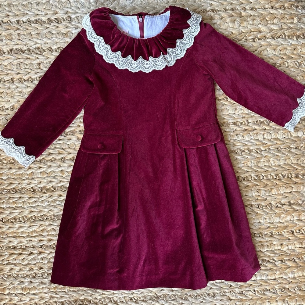 La Coqueta Burgundy Velvet Dress with Lace Collar 8y